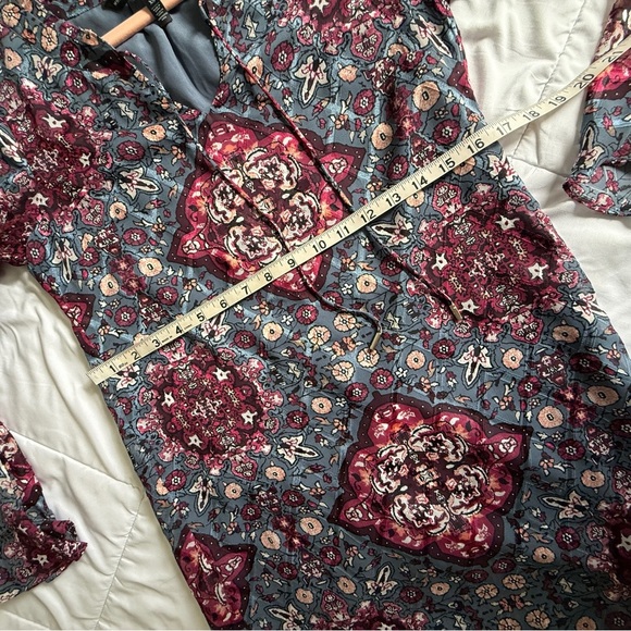 White House Black Market Boho Print Bell Sleeve Dress Size XS - Picture 10 of 12